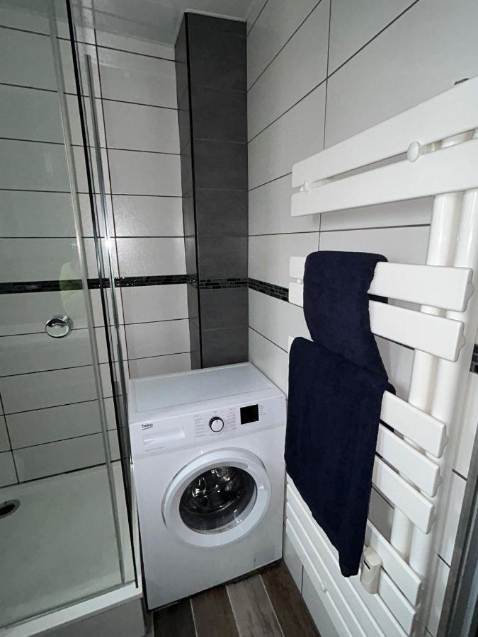 Appartement Jolie Vue Wifi Besancon Bagian luar foto