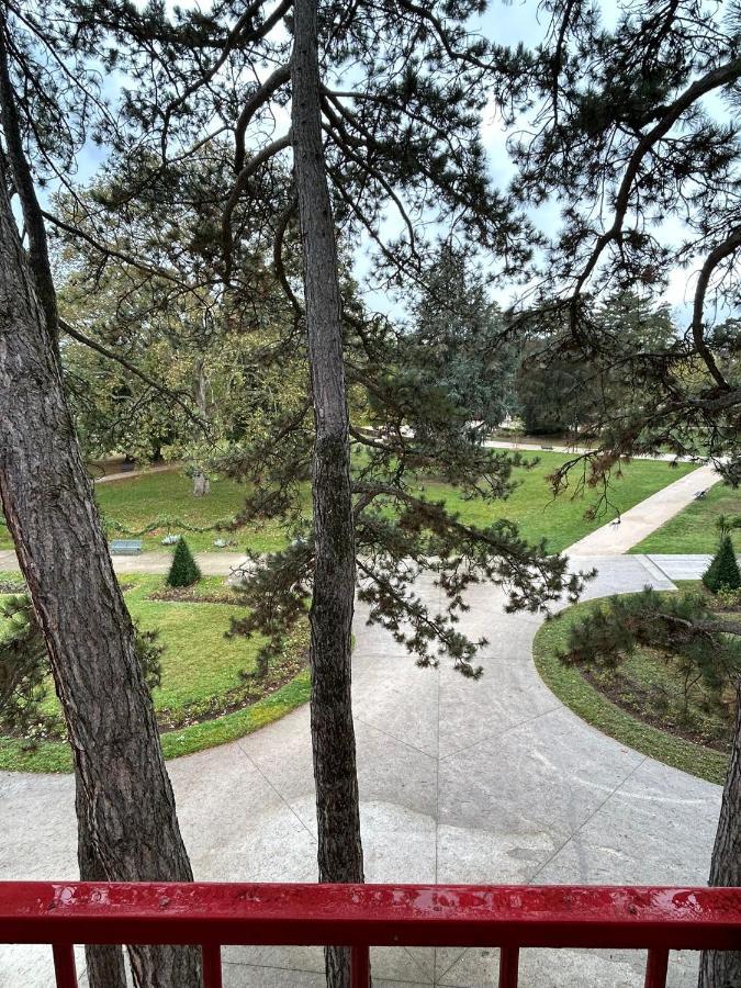 Appartement Jolie Vue Wifi Besancon Bagian luar foto