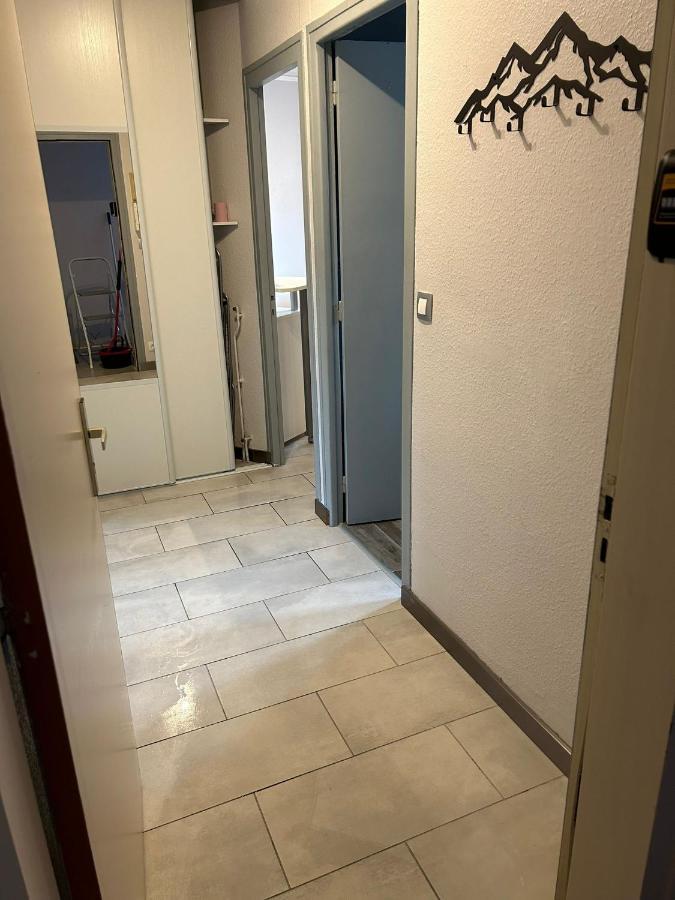 Appartement Jolie Vue Wifi Besancon Bagian luar foto