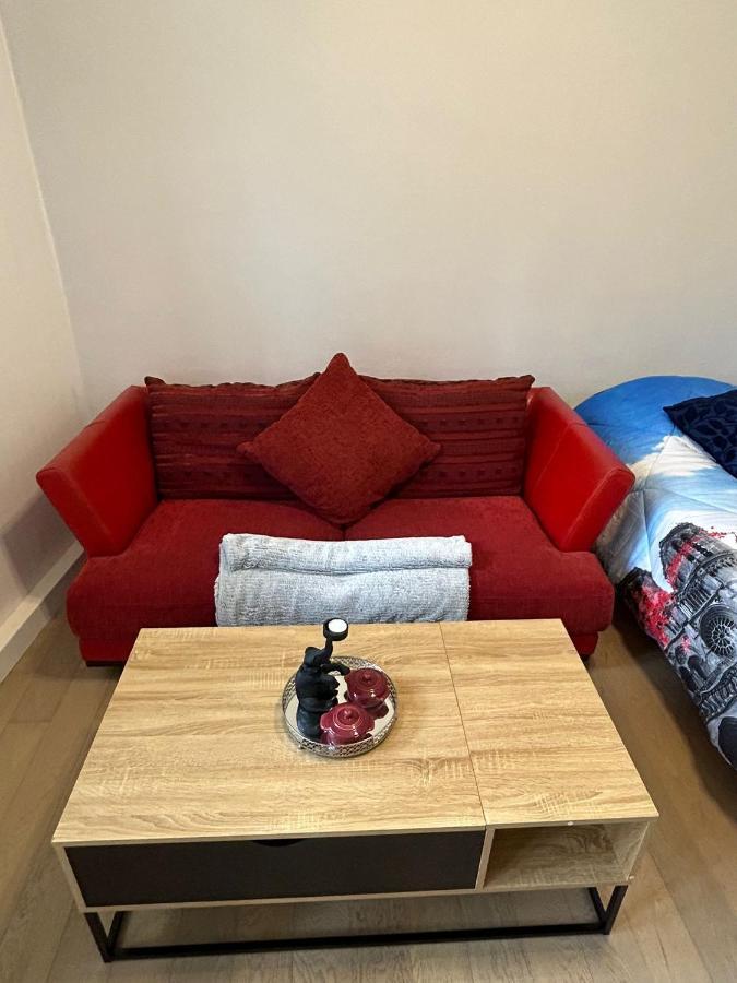 Appartement Jolie Vue Wifi Besancon Bagian luar foto