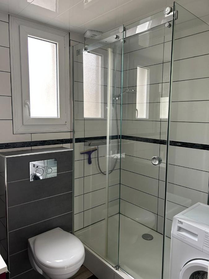 Appartement Jolie Vue Wifi Besancon Bagian luar foto